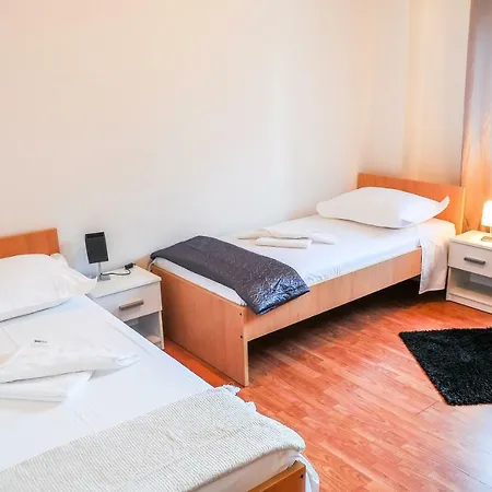 Ana Apartment